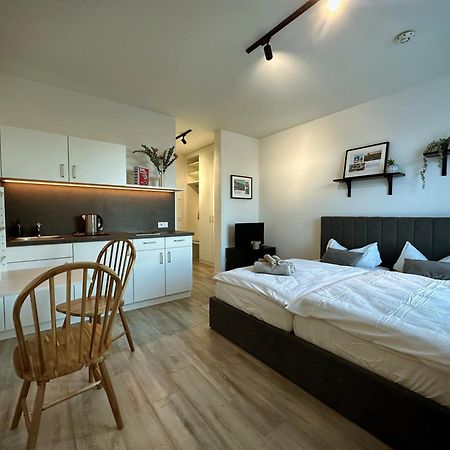 Uebersee Stay Apartment Бремен Экстерьер фото
